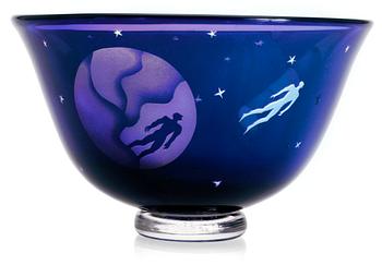 A Bertil Vallien glass bowl, Kosta Boda 1989.