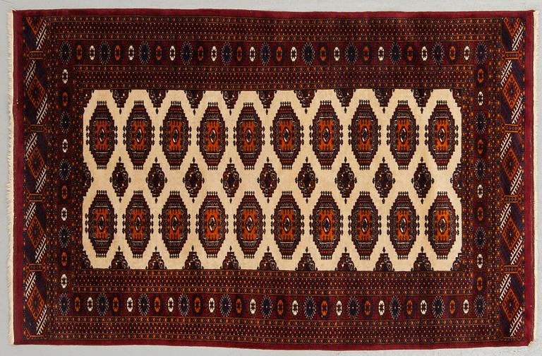 MATTA, old/semiantik, Bochara, ca 187 x 124 cm.