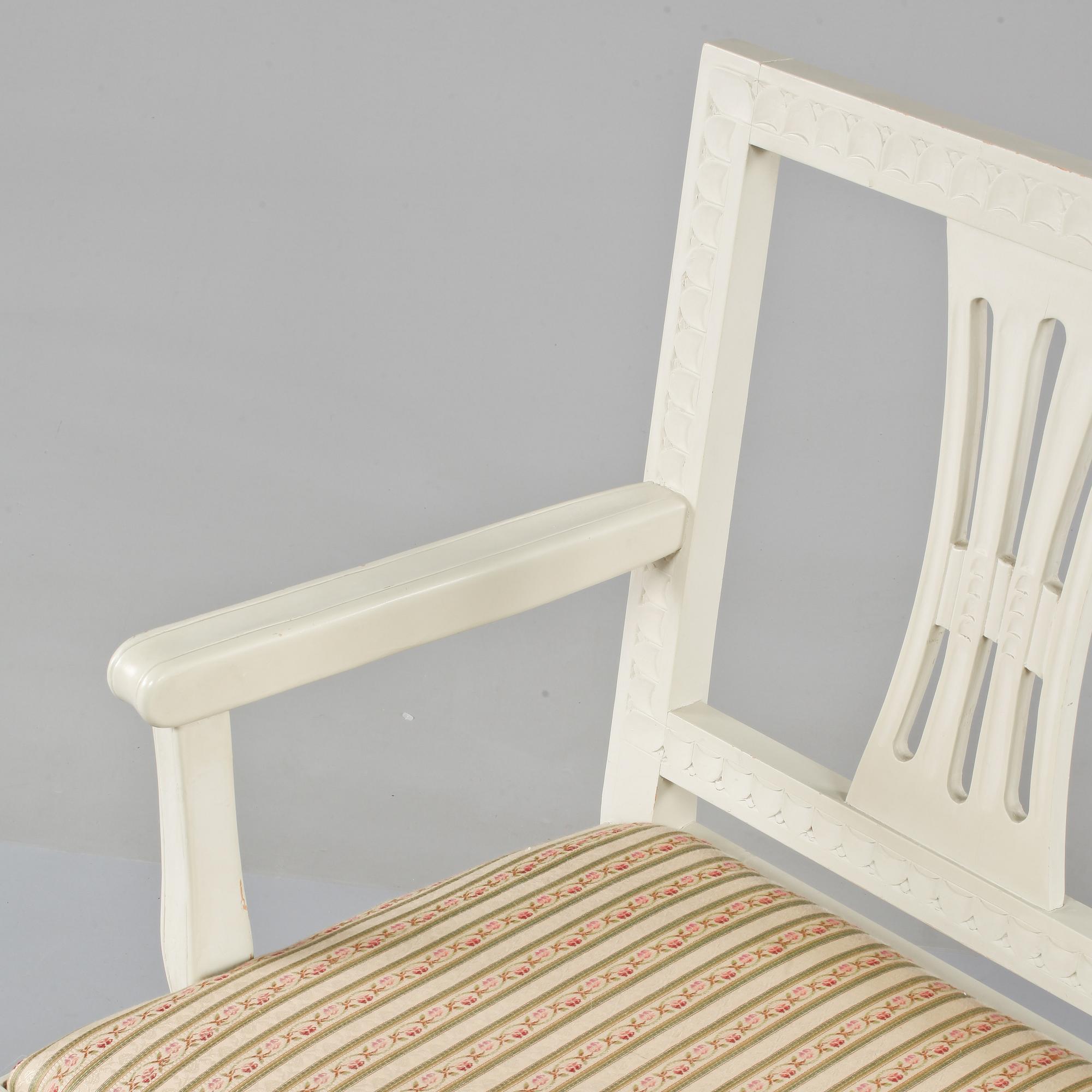 SALONGSGRUPP, 7 delar, gustaviansk stil, 1900-talets andra hälft.