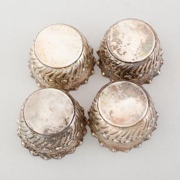 SALTKAR, 4 st, SAMT SKEDAR, 4 st, silver, London 1890. Vikt ca 102 g.