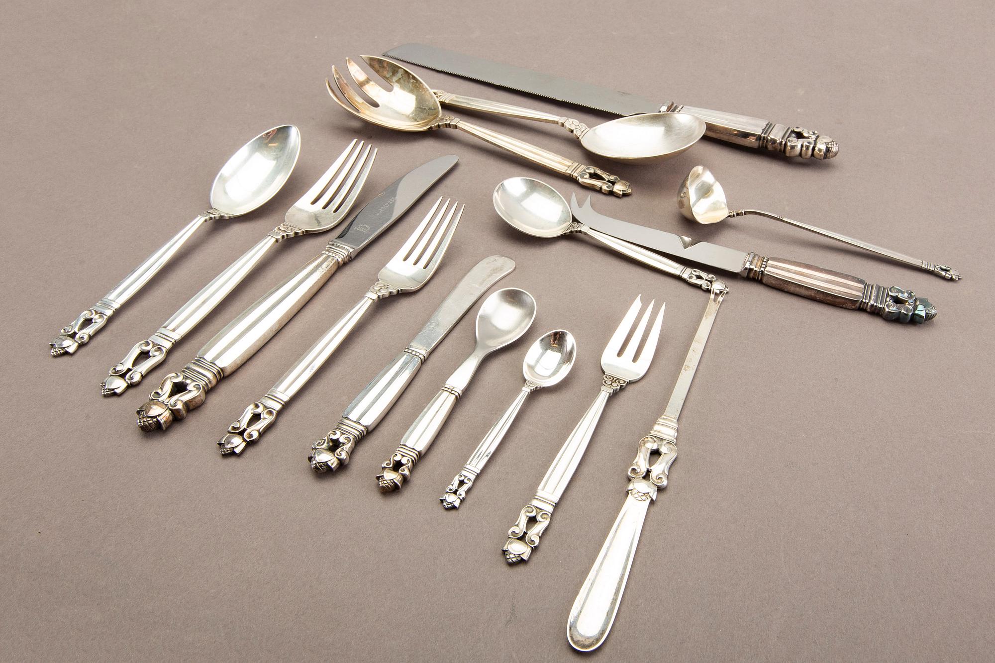 Johan Rohde, a set of 79 pcs of "Konge/Acorn" sterling silver flatware, maker's mark Georg Jensen, Copenhagen post 1945.