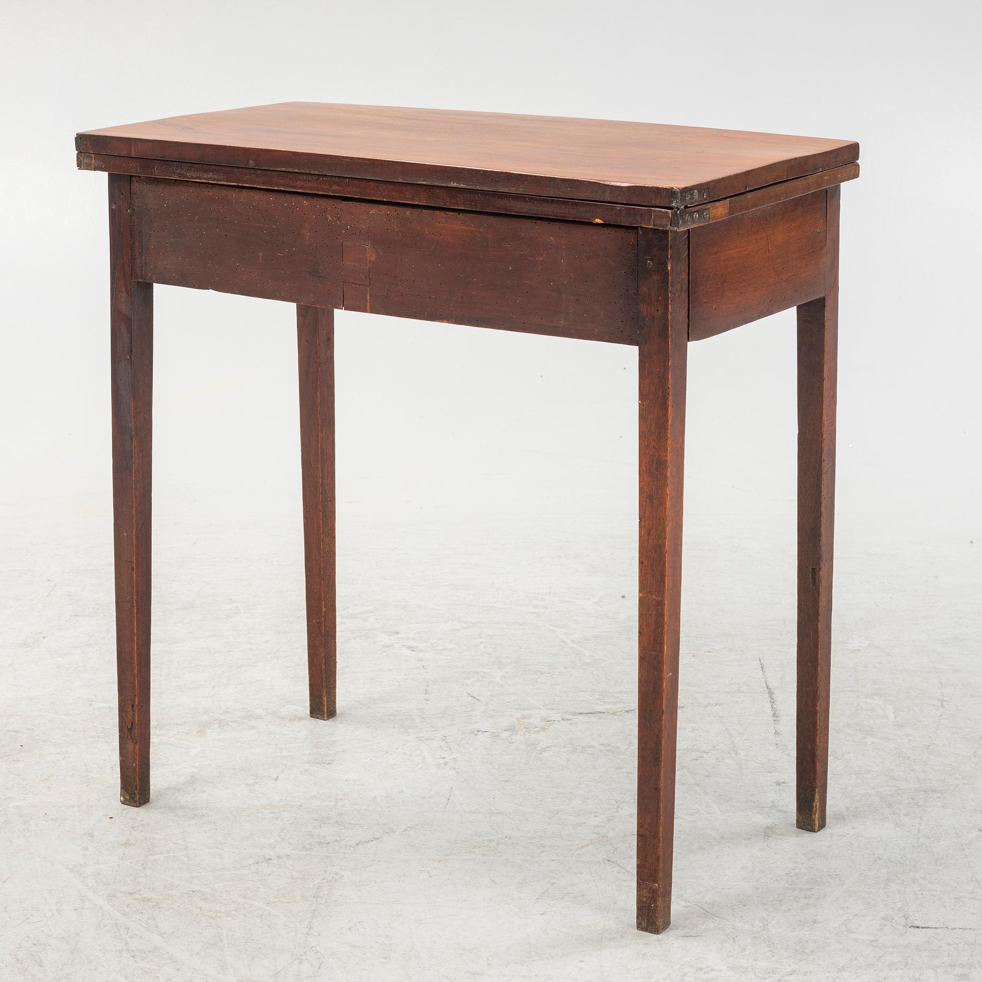 A late Gustavian mahogany card table, late 18th century.
