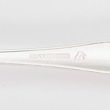 A 50-piece set of 'Chippendale' silver cutlery, Auran Kultaseppä, Turku 1989. In two original wooden boxes.