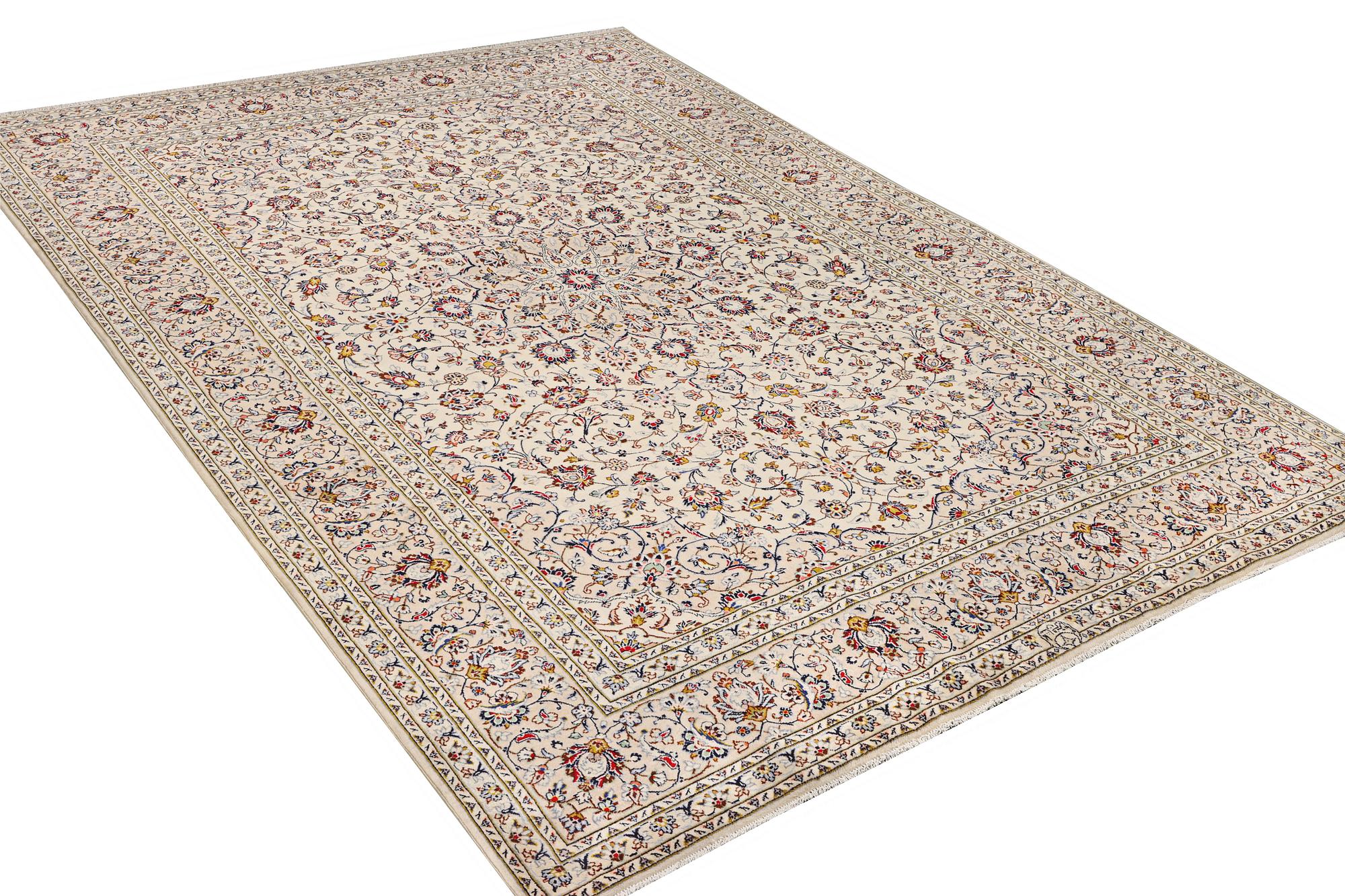A Keshan carpet, c. 342 x 240 cm.