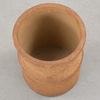 A Gustav Kraitz earthenware flower pot from the 1960´s.