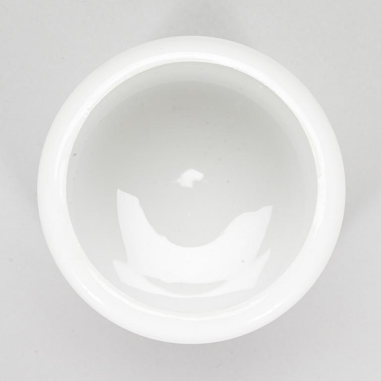 Paavo Tynell, a 1930s/1940s wall light for Taito.