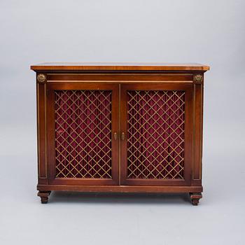 BOKSKÅP, directoire-stil, 1900-talets senare hälft.