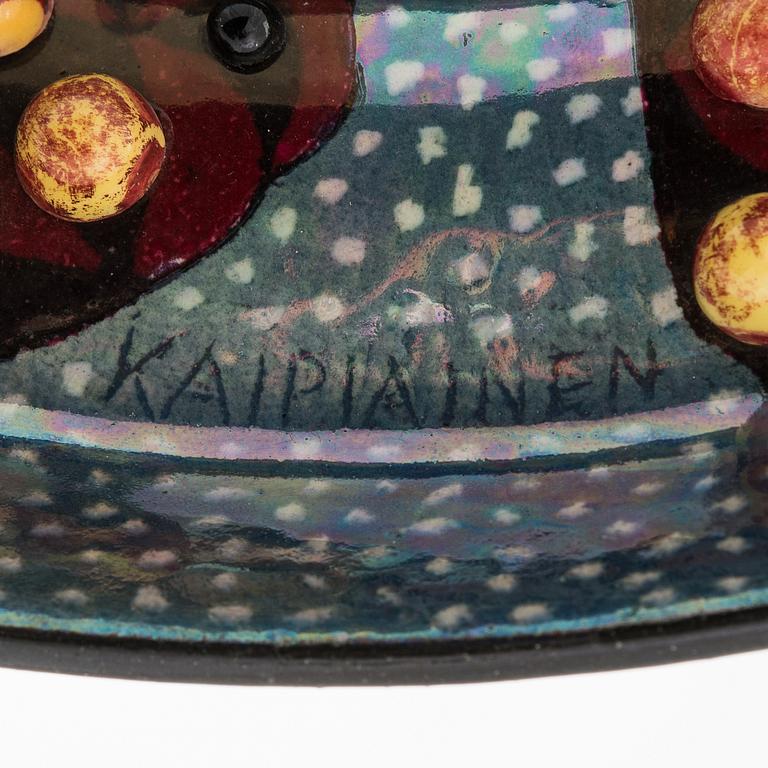 Birger Kaipiainen, a stoneware decorative bowl signed Kaipiainen Arabia.