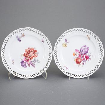 DESSERTTALLRIKAR, porslin, 5 st, KPM, 1900-talets början.