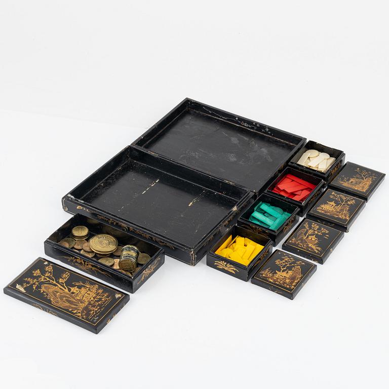 A Chinoiseries games table, 18th/19th century.