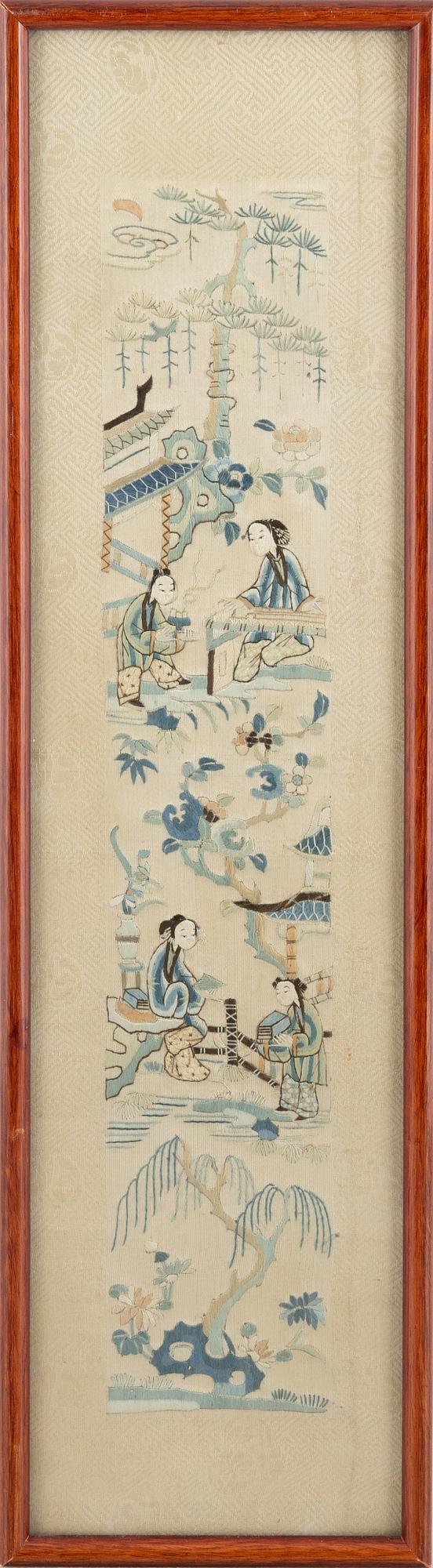A Chinese silk embroidery, late Qing dynasty / around 1900.