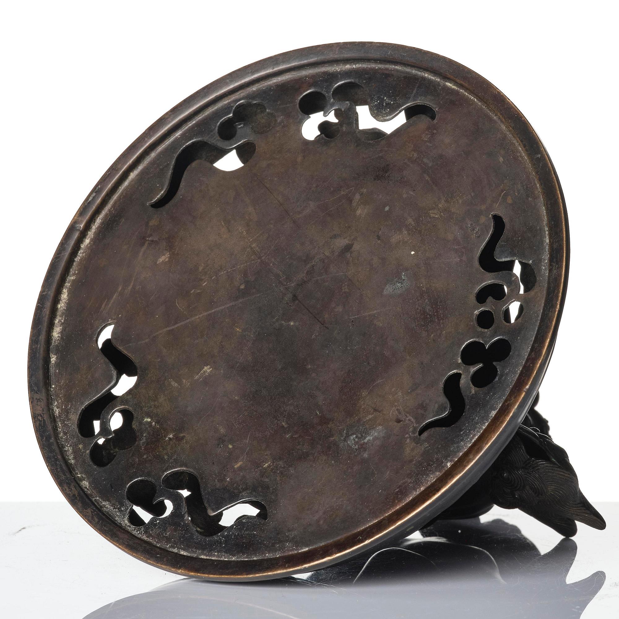 A large bronze censer with cover, Qing dynasty, 19th century.