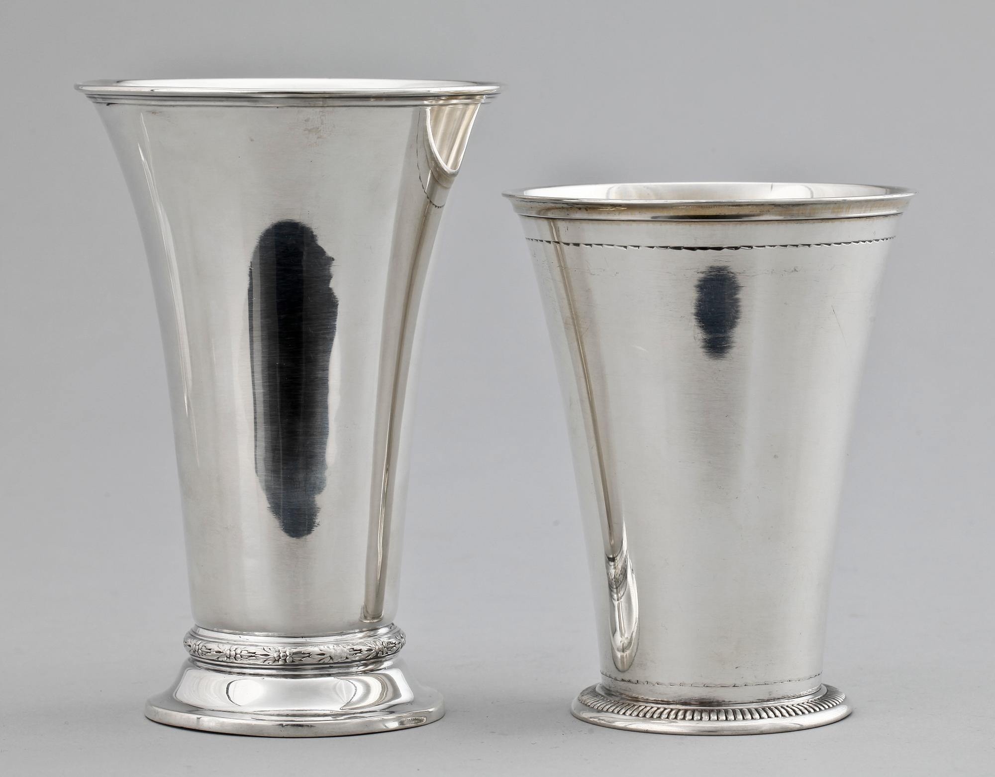 BÄGARE, 2 st, silver, WA Bolin samt GAB, Stockholm, 1924-41. Ca 320 gr.