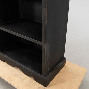 Shelf from the first half of the 20th century.