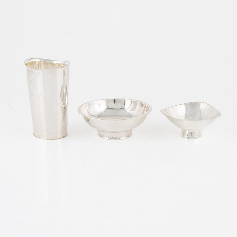 A silver vase and two bowls, Sweden, 1961-76.