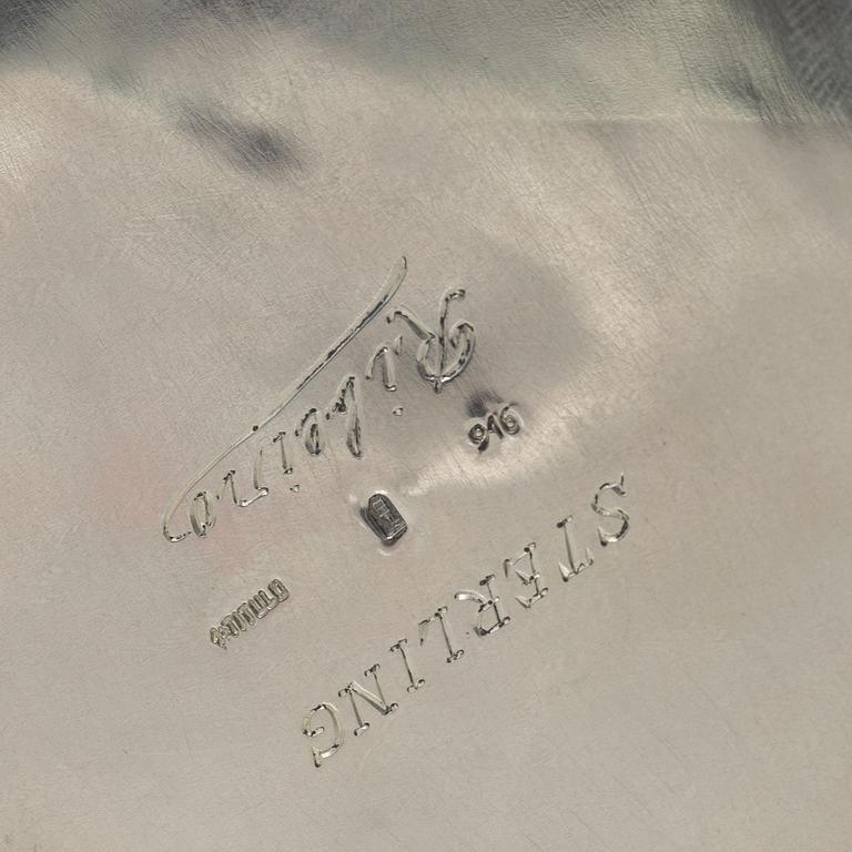 A silver beaker, mark Titulo and 916, Portugal 20th century.