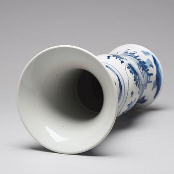 A blue and white gu shaped vase, Qing dynasty, Kangxi (1662-1722).