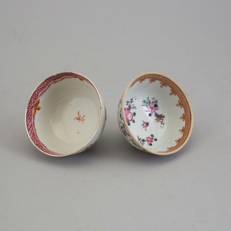 Five famille rose export porcelain cups and two dishes, Qing dynasty, 18th century.