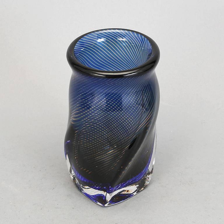 VAS, glas, Edward Hald, Orrefors, Slipgraal, 1973.