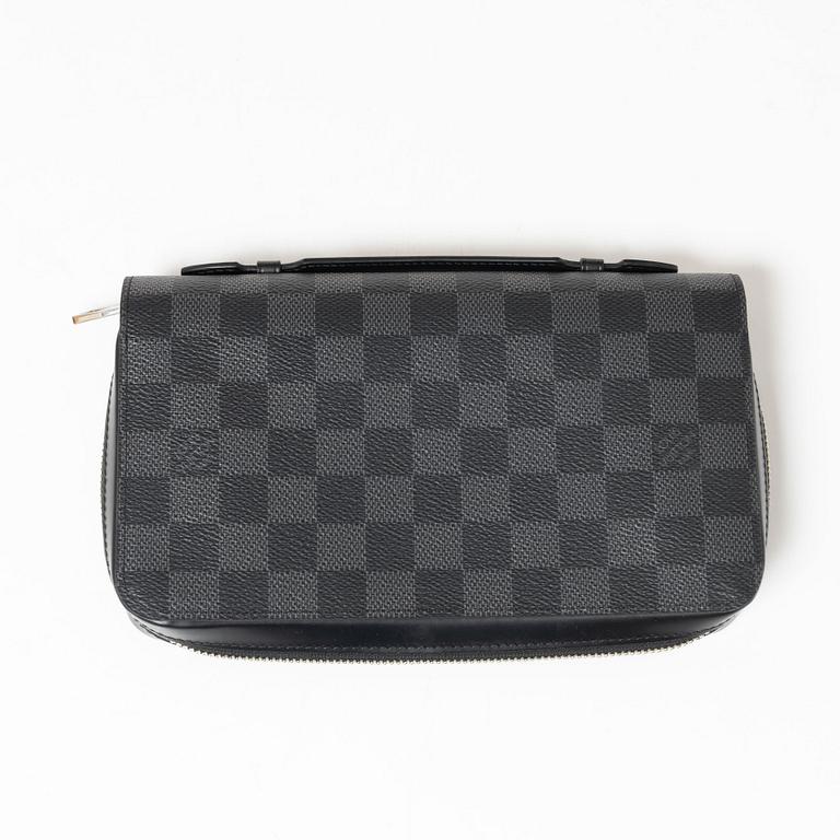 Louis Vuitton, plånbok/ clutch, "Zippy XL", 2019.