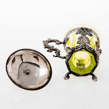 JOHANN DIEDRICH LINDKVIST, Lasi kannellisessa hopeapidikkeessä, Pietari 1841.