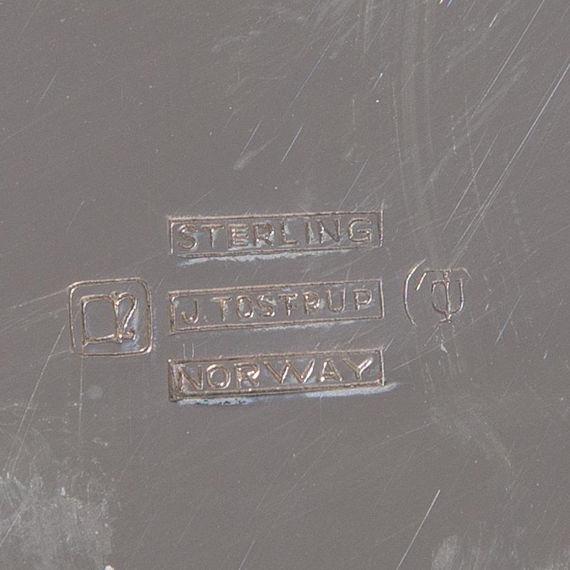 SKÅLFAT, silver och emalj, J. Tostrup, Norge. Vikt 704 g.