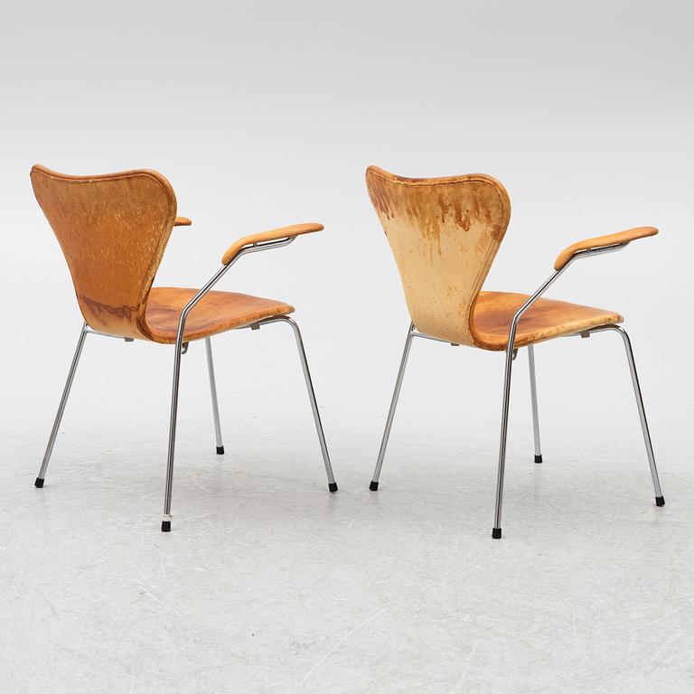 Arne Jacobsen, stolar, 8 st, "Sjuan", Fritz Hansen, Danmark, 1980-tal.