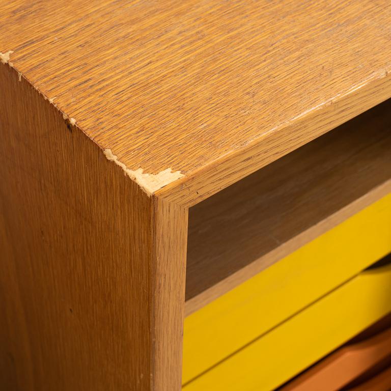 Børge Mogensen, a sideboard module and one chesst of drawers from Karl Andersson & Söner, 1950's/60's.