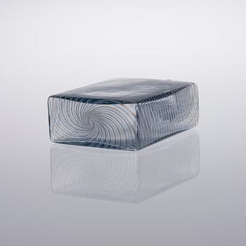 FLASKA, glas, signerad Kaj Franck, Nuutajärvi Notsjö 1981. Numrerad 353/1000.