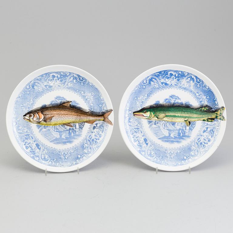 5 dinner plates by Piero Fornasetti, Milano 1955.