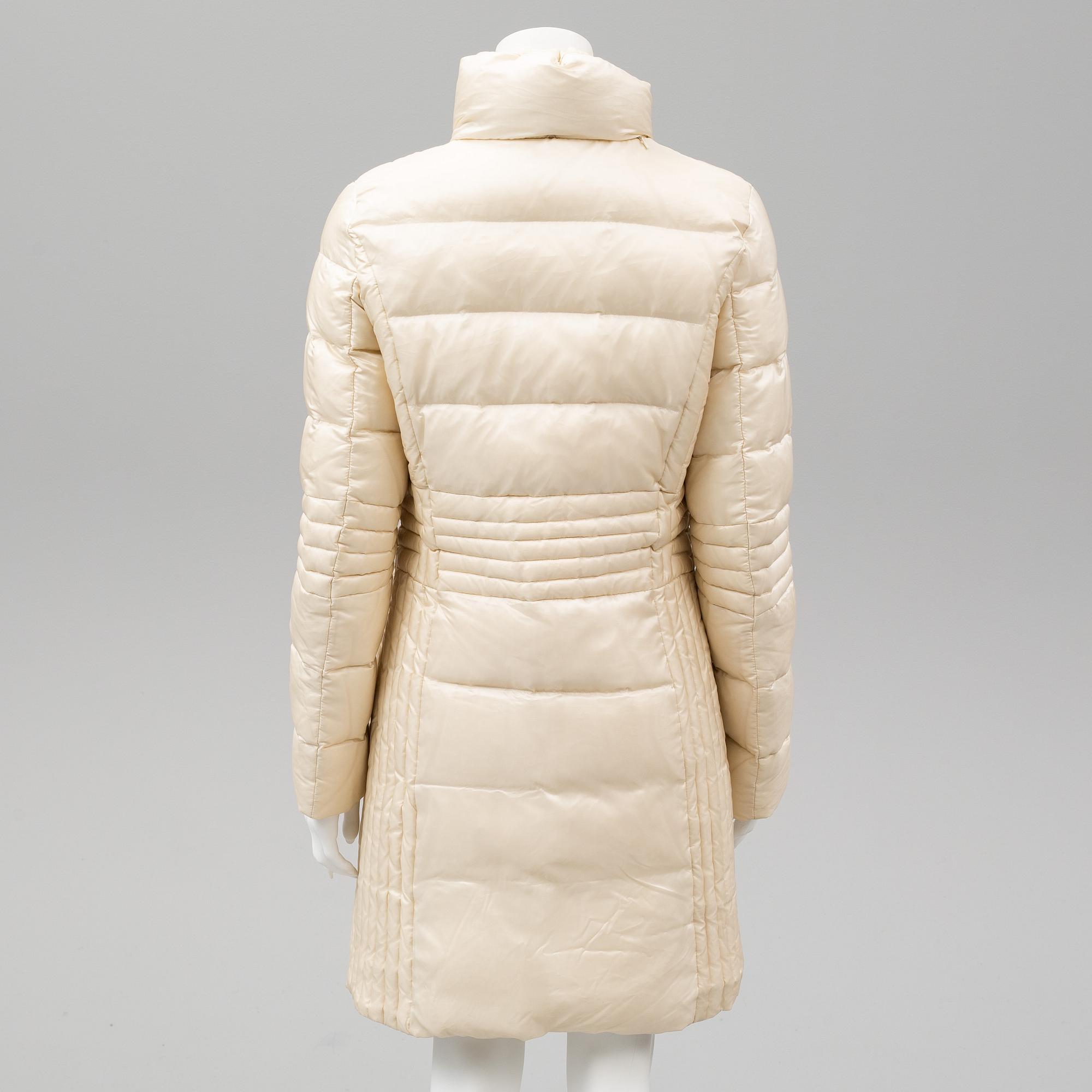 MAX MARA, täckkappa, fransk storlek 38.