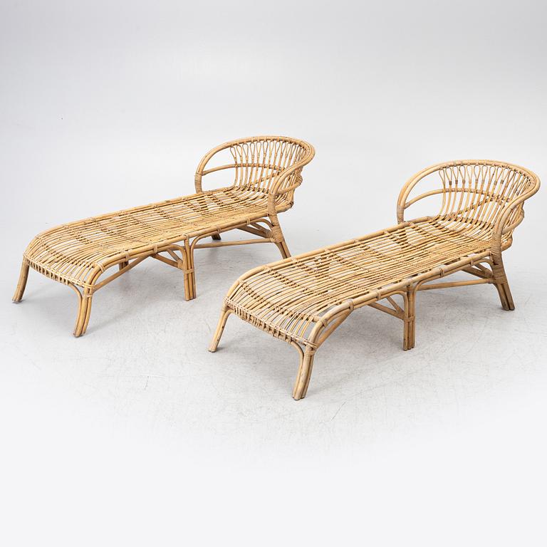 Lounge chairs, a pair, modern production.