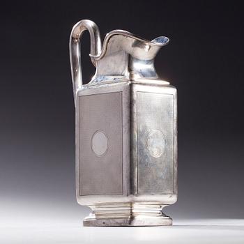 KANNA, silver 950, J. Aimé, Frankrike efter 1838. Vikt 555,8 g.