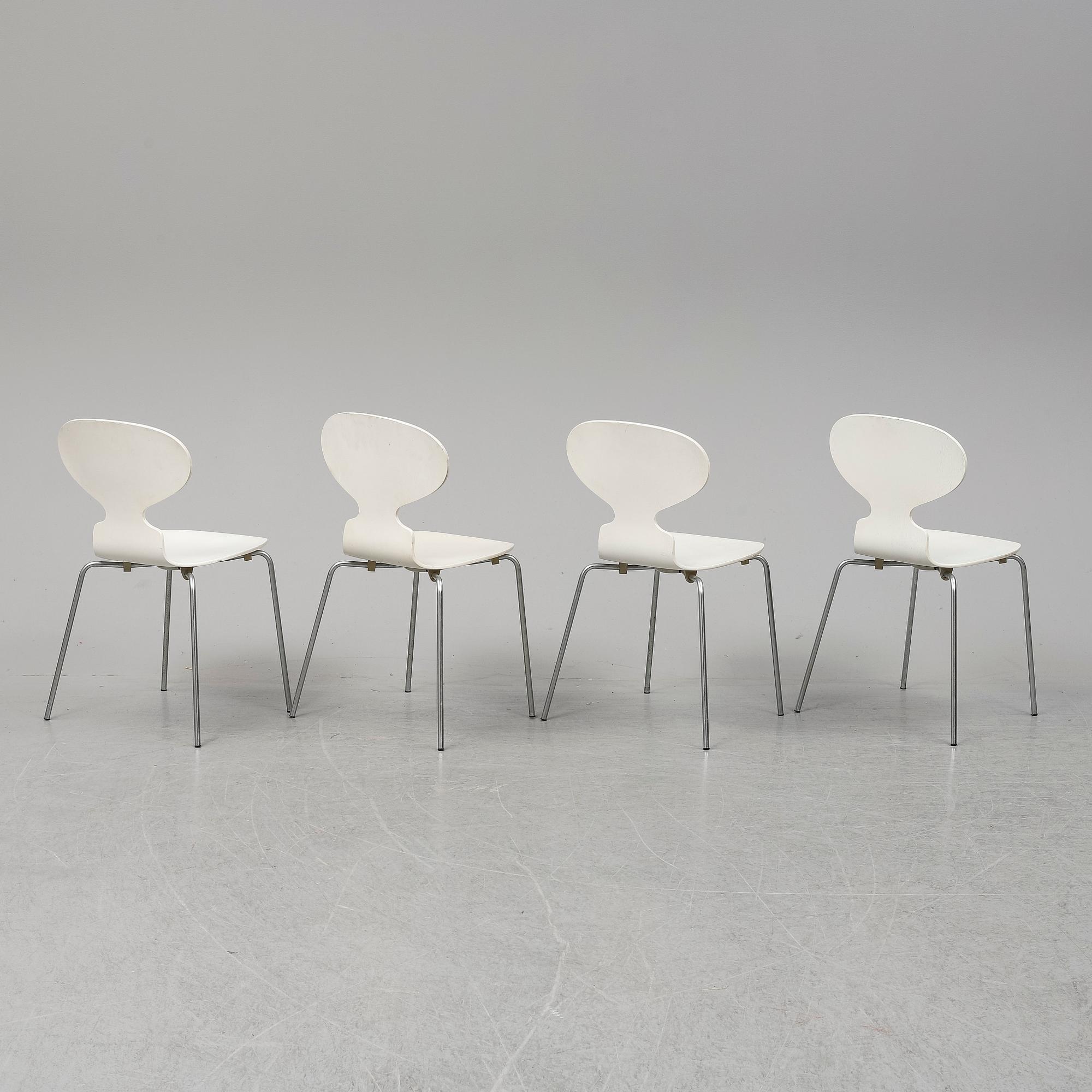 ARNE JACOBSEN, four 'Myran' chairs, Fritz Hansen, 1970.