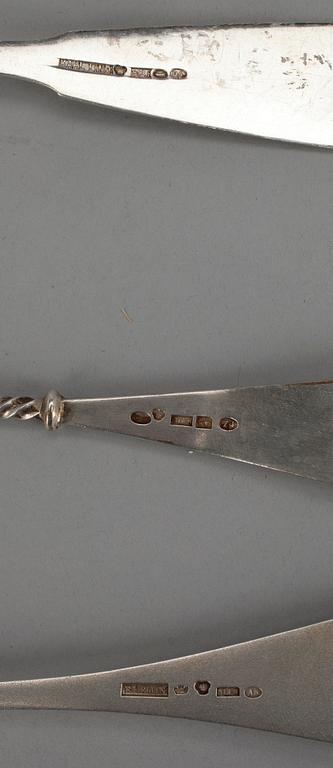 SERVERINGSBESTICK, 5 st, silver. Vikt tot. ca 319 g.