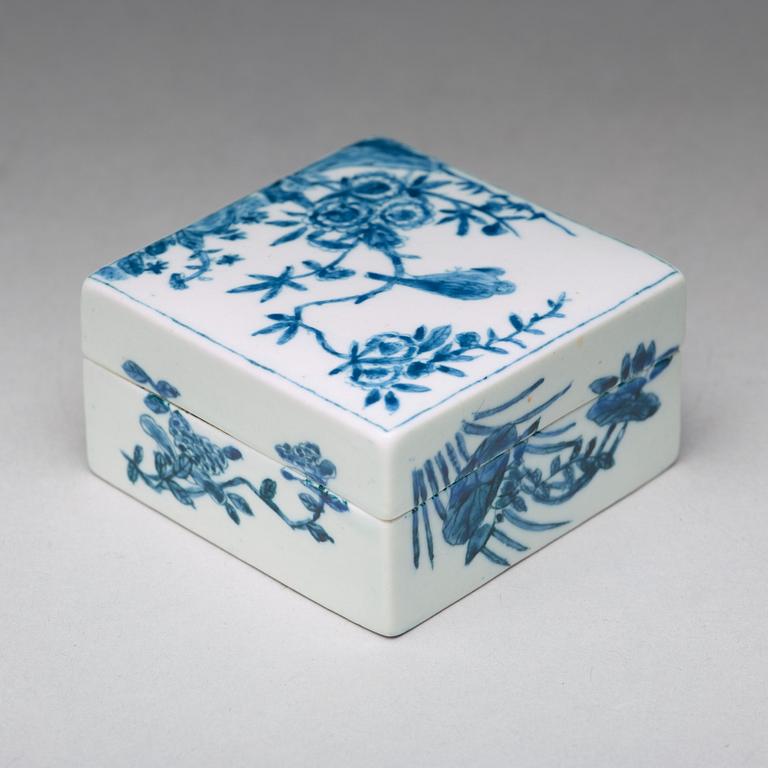 ASK med LOCK, porslin. Qingdynastin, 1700-tal.