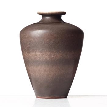 Berndt Friberg, a stoneware vase, Gustavsberg studio, Sweden 1965.