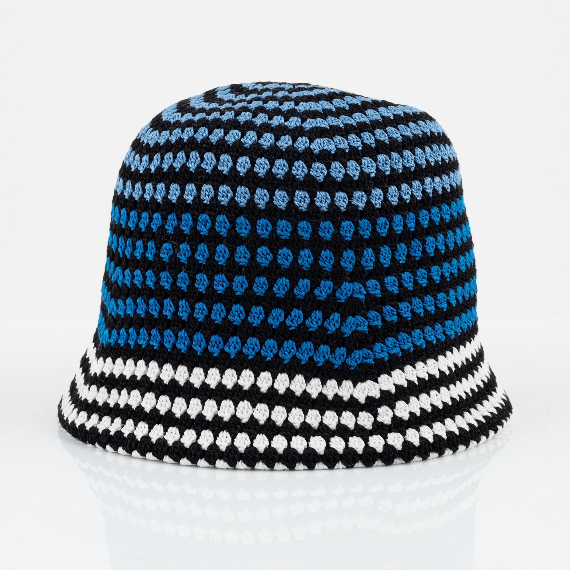 Prada, hatt, storlek S.