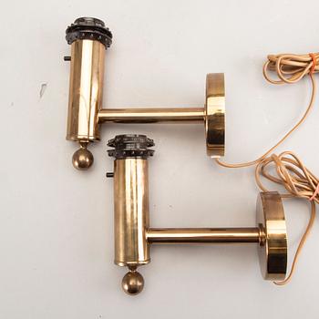 Wall lamps, a pair, "V-18", Bergboms, second half of the 20th century.