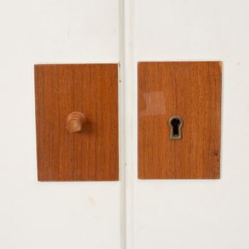 Josef Frank, A bookcase, model B2255, Firma Svenskt Tenn, before 1985.