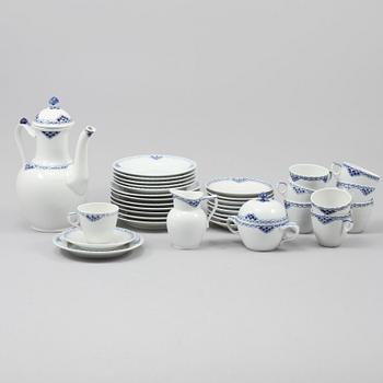 KAFFESERVIS, 25 delar, porslin, "Princess", Royal Copenhagen, 1900-tal.