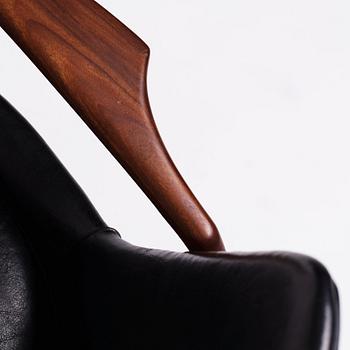 Ib Kofod-Larsen, a 'Sälen' (Seal) armchair, Olof Perssons Fåtöljindustri (OPE), Jönköping, Sweden 1950-60s.