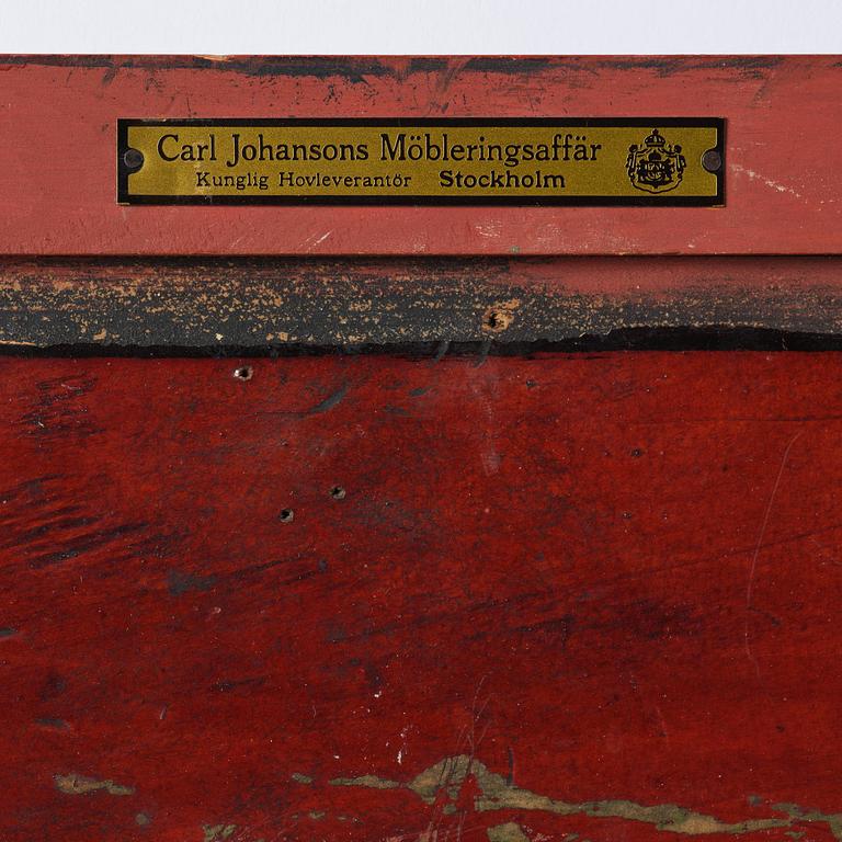 A mirror and chest of drawers from  Carl Johansons Möbleringsaffär, Stockholm, 1920's/30's.