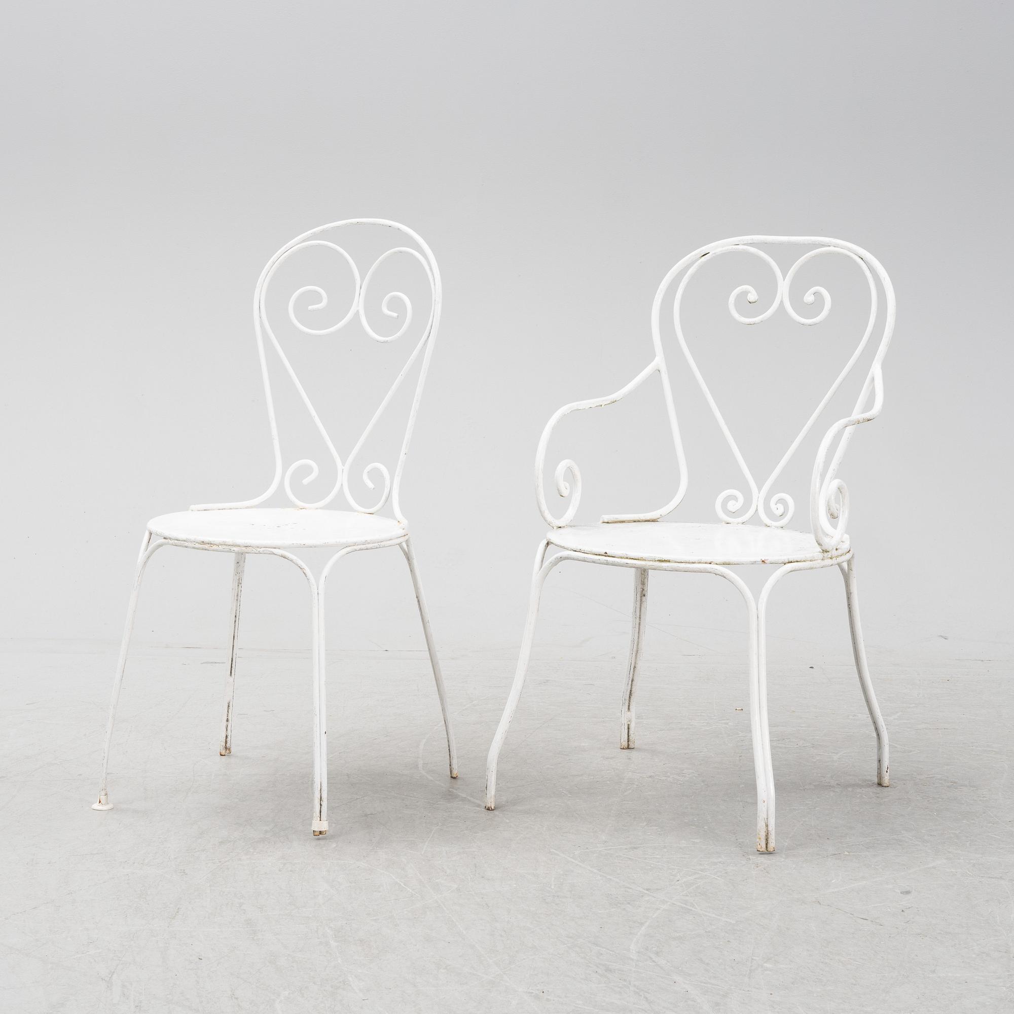 Four painted cast iron chair and table, mid/first half of the 20th century, Sweden.