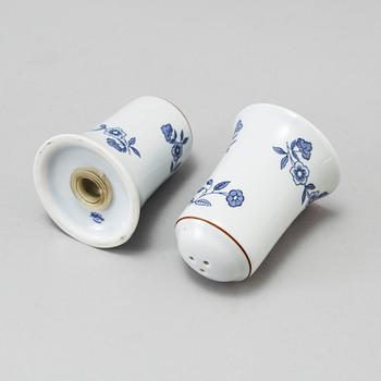 A 40 piece porcelain service "Ostindia/East Indies" from Rörstrand.