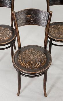 Five Mundus Thonet chairs of the first half of the 20th century.