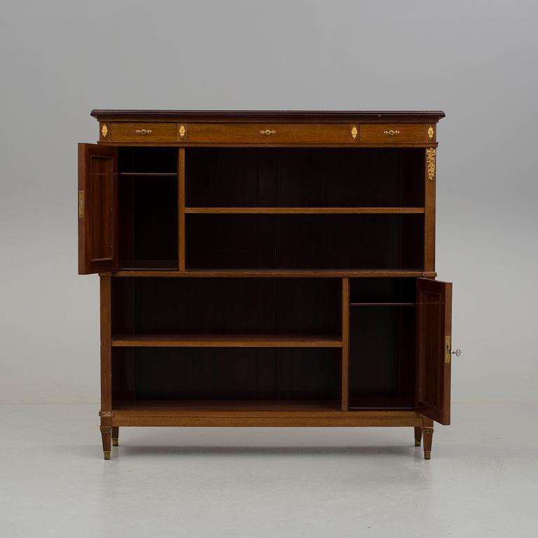 BOKHYLLA, sengustaviansk stil, 1900-talets början.