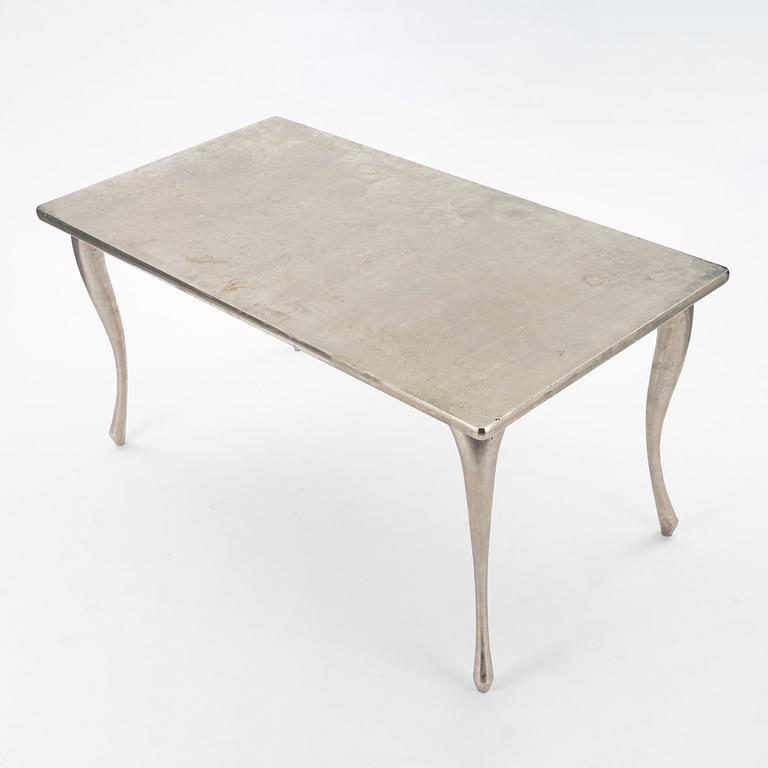 Fredrik Wretman, bord, del av installationen "And so it goes", ed. 14, Källemo, efter 1992.