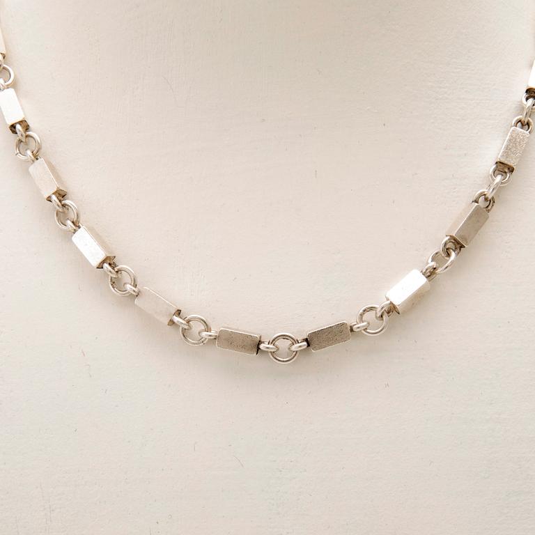 Wiwen Nilsson necklace silver rod chain, Lund likely 1948.