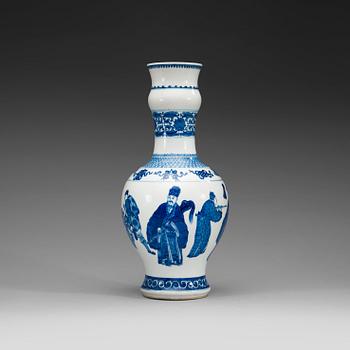 A blue and white figure scene vase, Qing dynasty, 19th century.